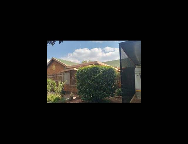 5 BEDROOM HOUSE FOR SALE IN BIRCHLEIGH